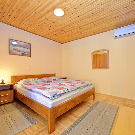 Konukevi Milica 3*