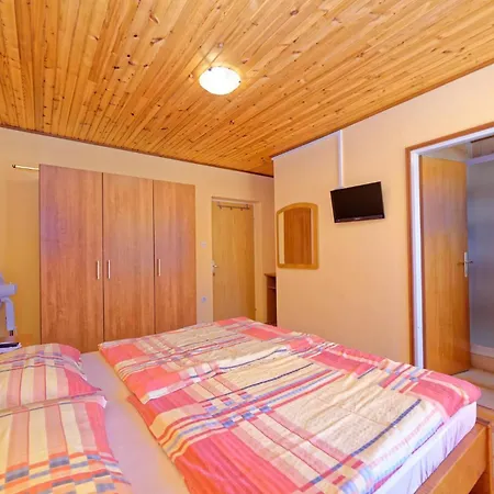 Konukevi Milica 3*